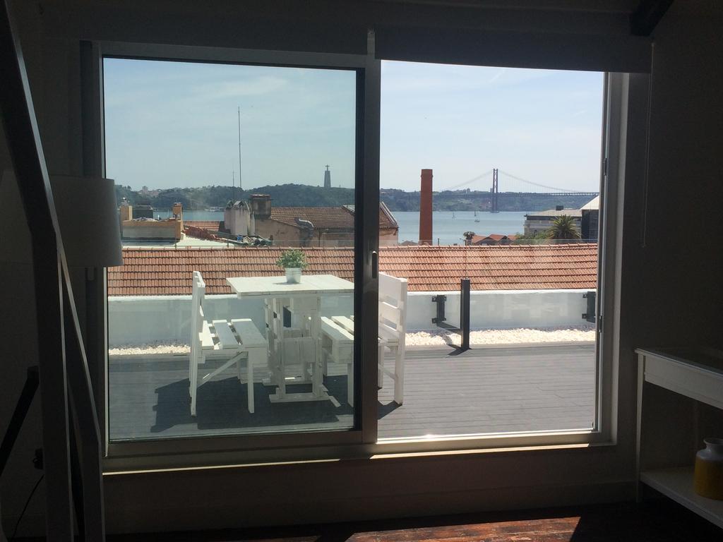 A Terrace On A Topfloor With A View ลิสบอน ภายนอก รูปภาพ